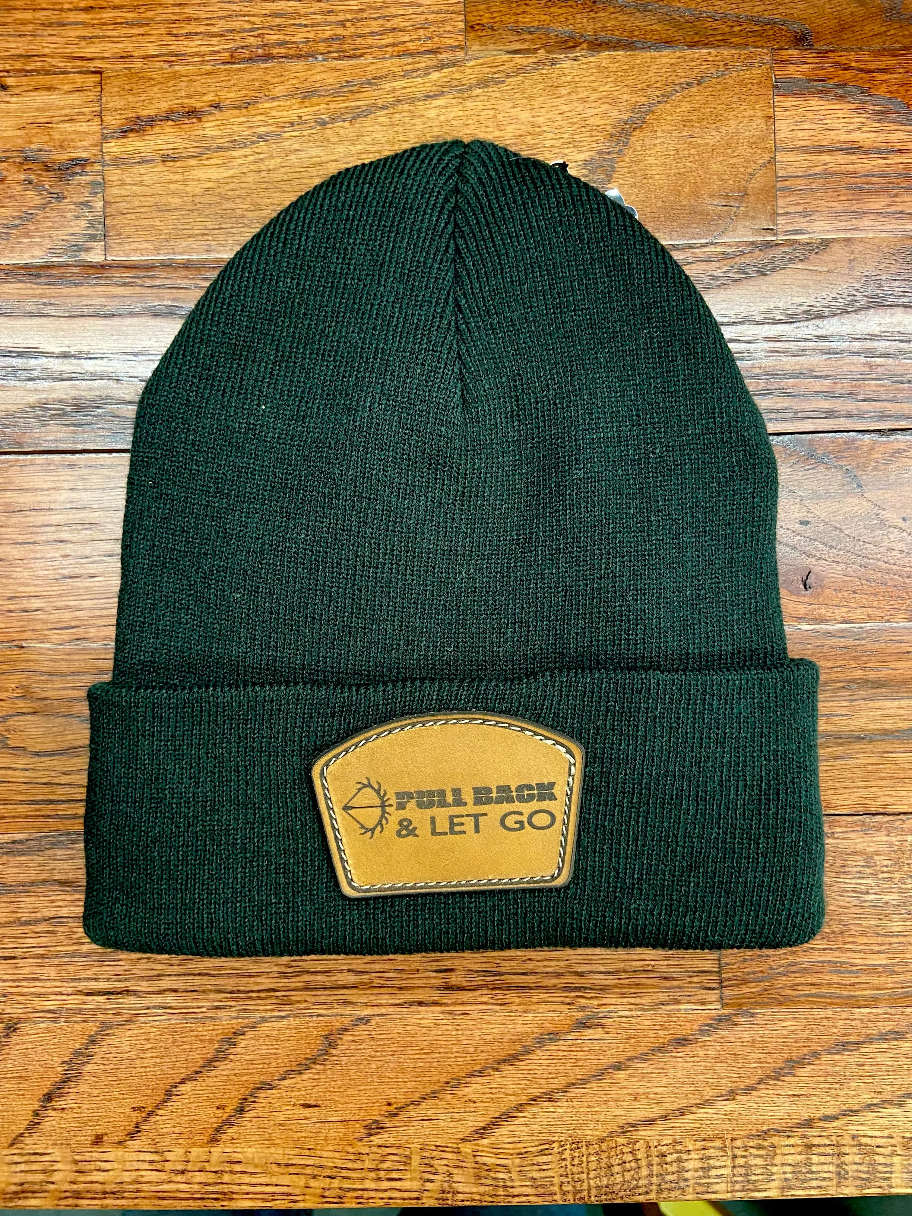 BEANIE • BLACK